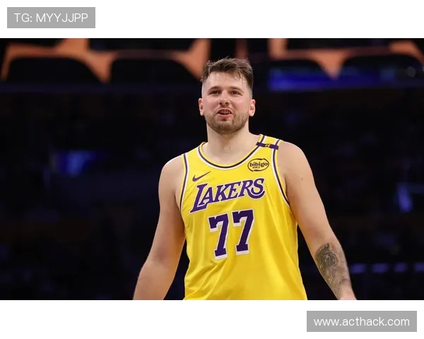 吉尔杰斯-亚历山大无球跑动提升效率 拉开与东契奇得分差距